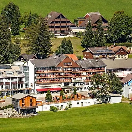 Hirschen Wildhaus
