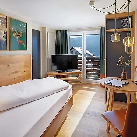 Hirschen 4*