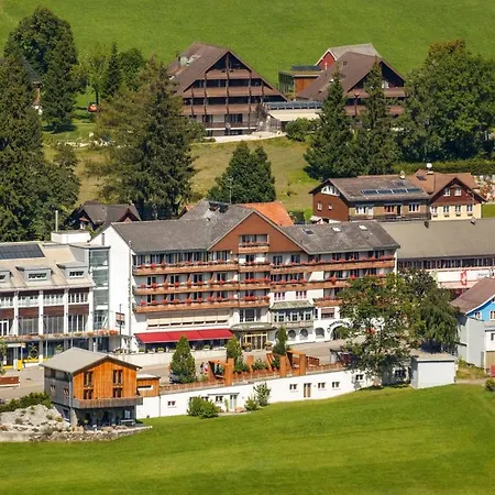 Hirschen Wildhaus